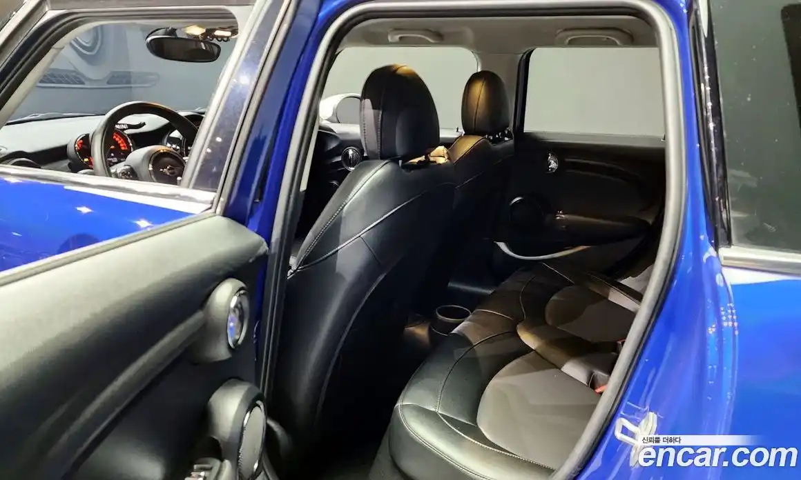Mini Cooper 2020 1.5 гидро в Москве № 231433, фото 13