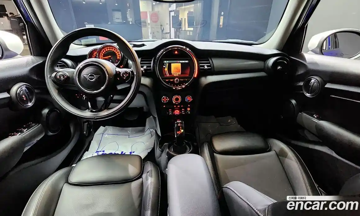 Mini Cooper 2020 1.5 гидро в Москве № 231433, фото 7