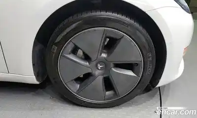 Tesla Model 3 2021 0.2 гидро в Москве № 231838, миниатюра 5