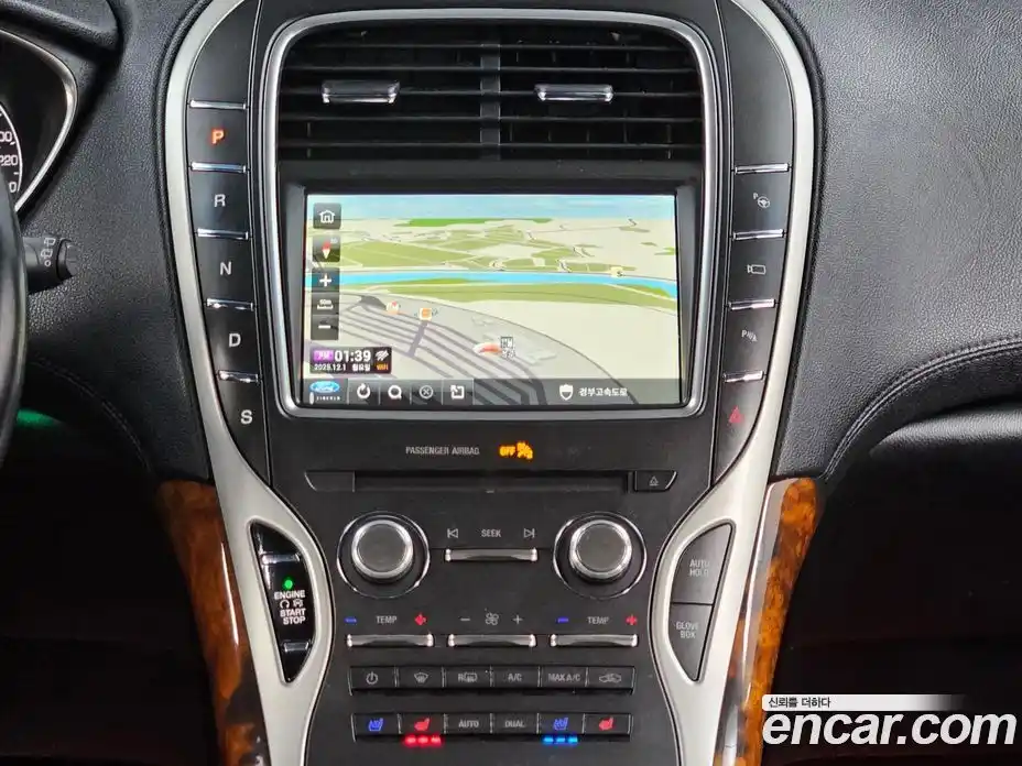 Lincoln MKX 2017 2.7 гидро в Москве № 234820, фото 14