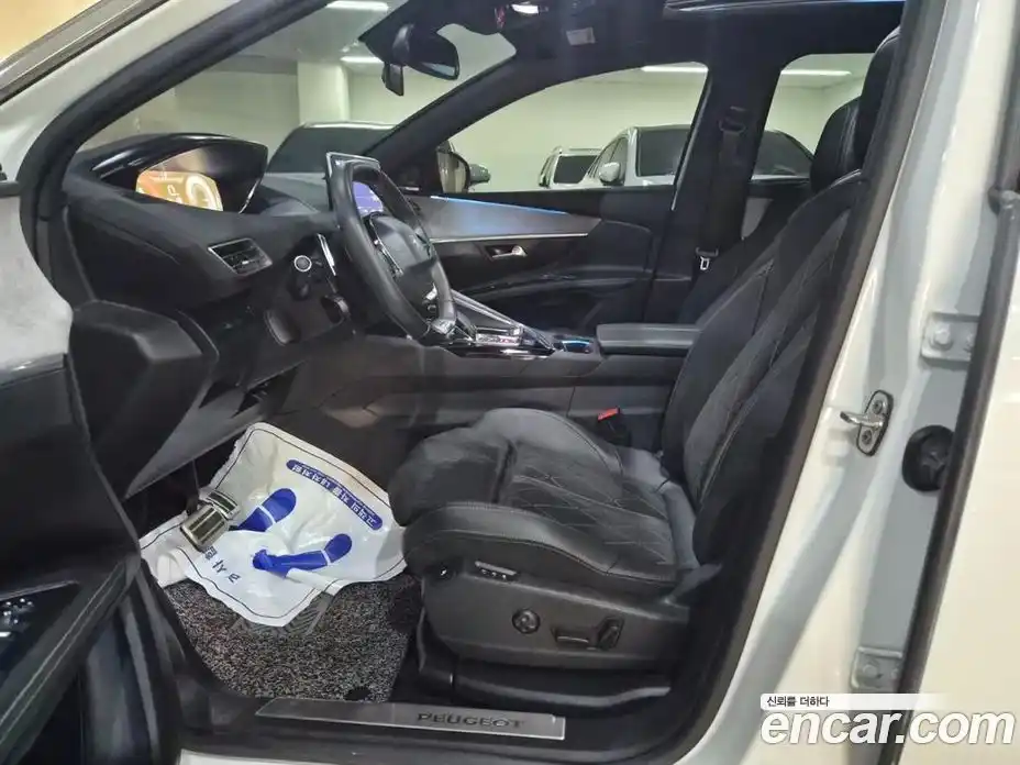 Peugeot 5008 2021 2.0 гидро в Москве № 235658, фото 11