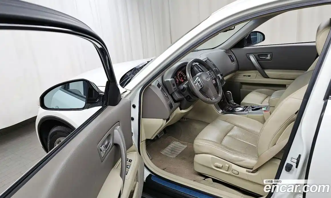 Infiniti FX 2008 4.5 гидро в Москве № 247154, фото 10