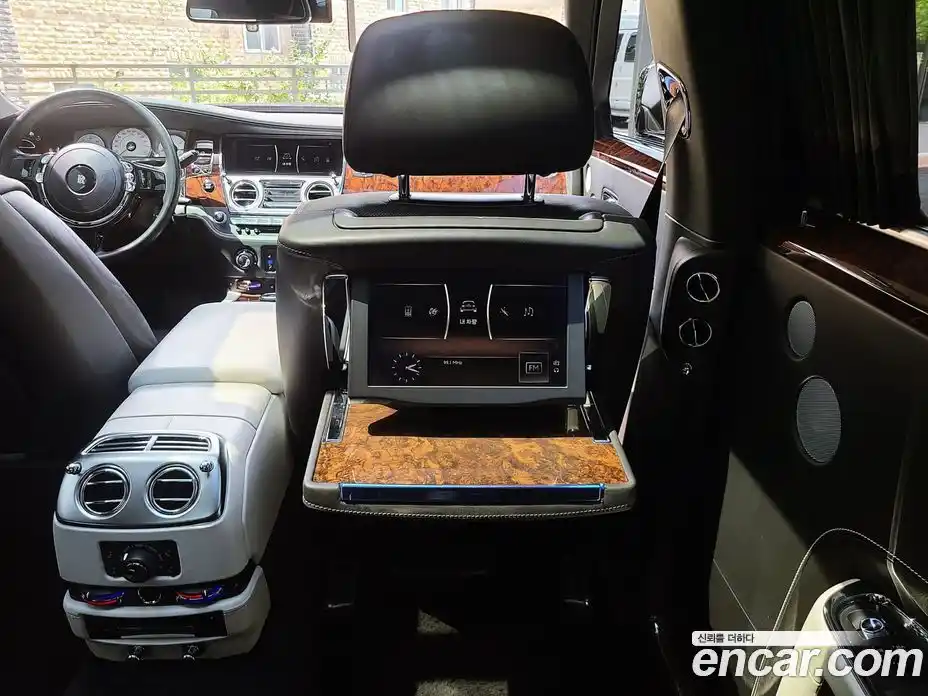 Rolls-Royce Ghost 2017 6.6 гидро в Москве № 256727, фото 17