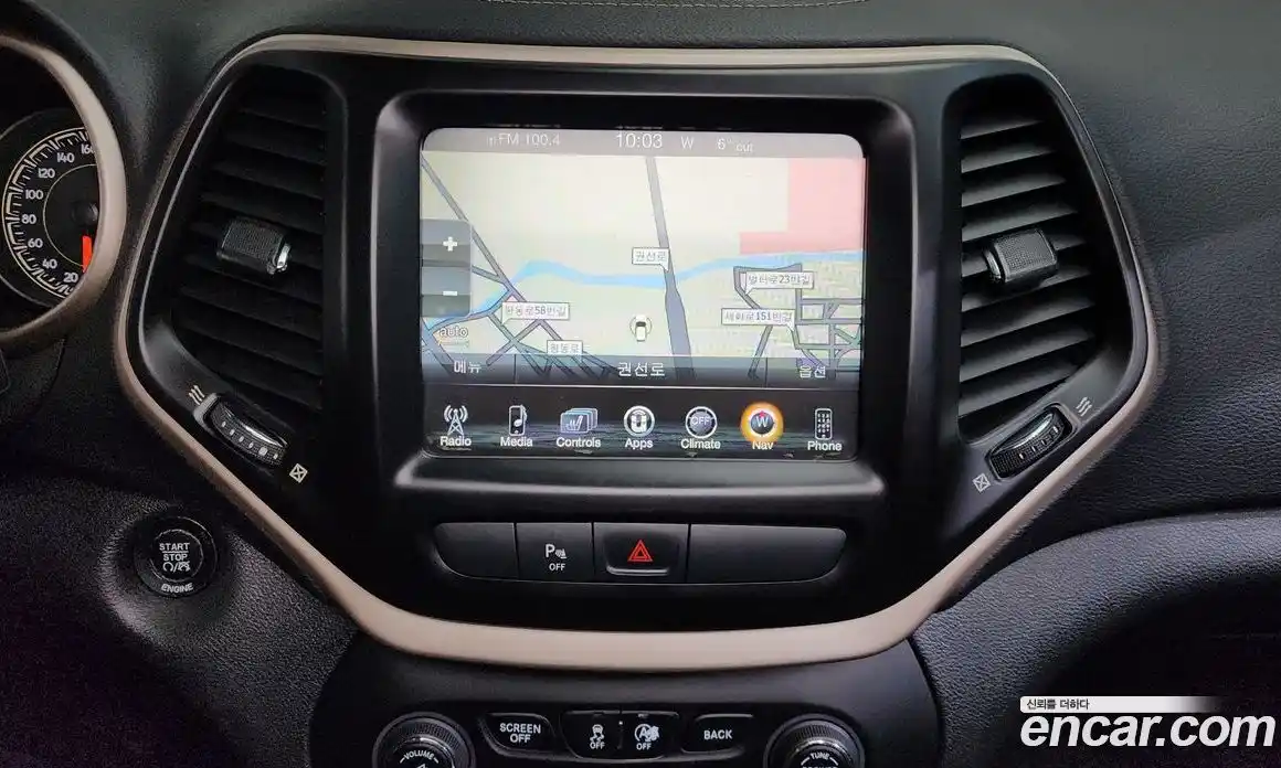 Jeep Cherokee 2016 2.2 гидро в Москве № 278923, фото 14