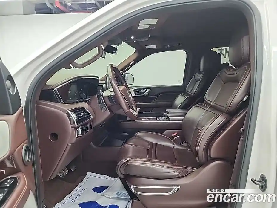 Lincoln Navigator 2019 3.5 гидро в Москве № 282696, фото 11