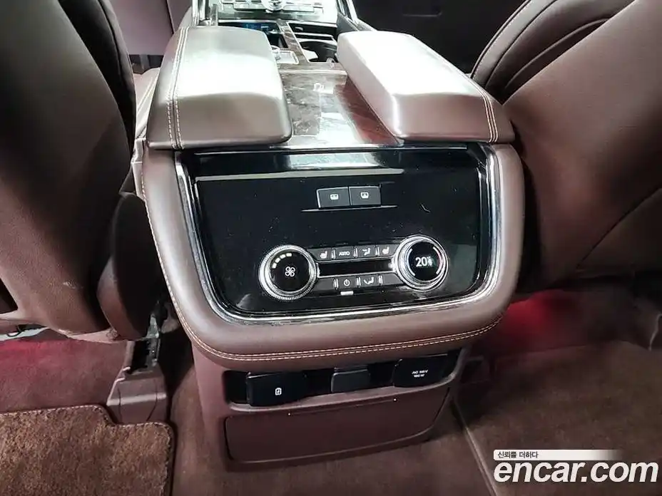 Lincoln Navigator 2019 3.5 гидро в Москве № 282696, фото 13