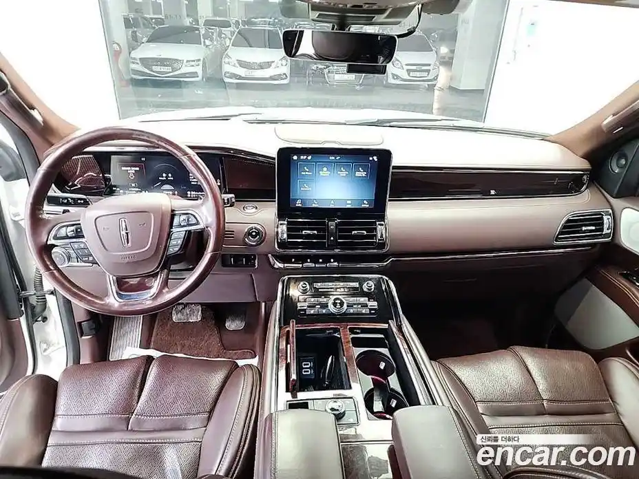 Lincoln Navigator 2019 3.5 гидро в Москве № 282696, фото 7