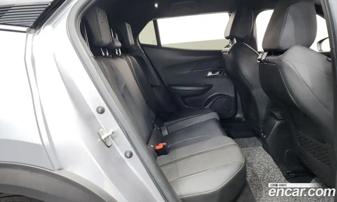 Peugeot 2008 2021 0.1 гидро в Москве № 284345, фото 12