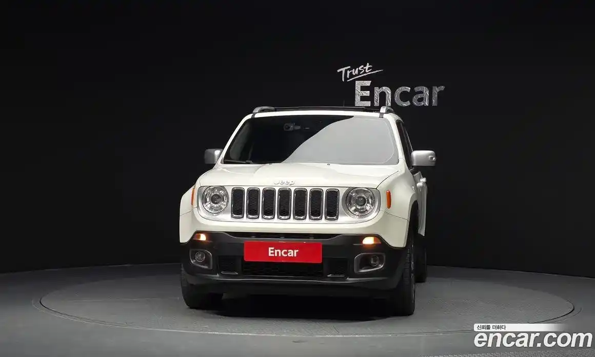 Jeep Renegade 2017 2.0 гидро в Москве № 289282, фото 3