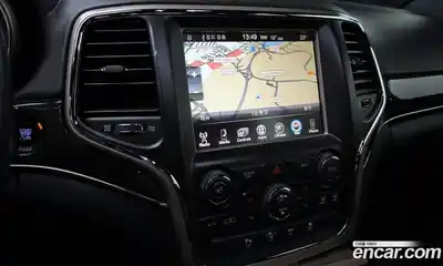 Jeep Cherokee 2015 3.0 гидро в Москве № 302456, миниатюра 12