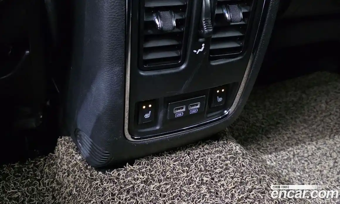 Jeep Cherokee 2015 3.0 гидро в Москве № 302456, фото 17