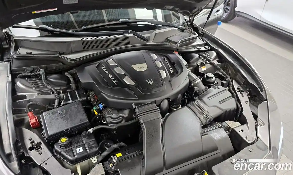 Maserati Ghibli 2017 3.0 гидро в Москве № 304548, фото 6