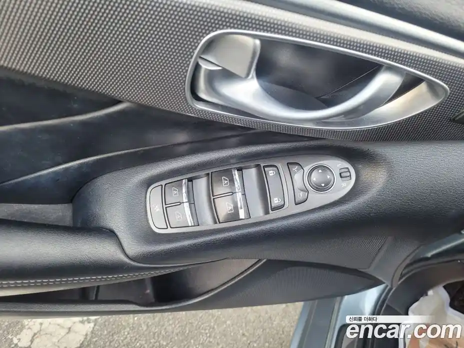 Infiniti Q50 2015 2.1 гидро в Москве № 305595, фото 14