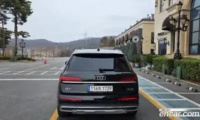 Audi Q7 2022 3.0 гидро в Москве № 312383, миниатюра 5
