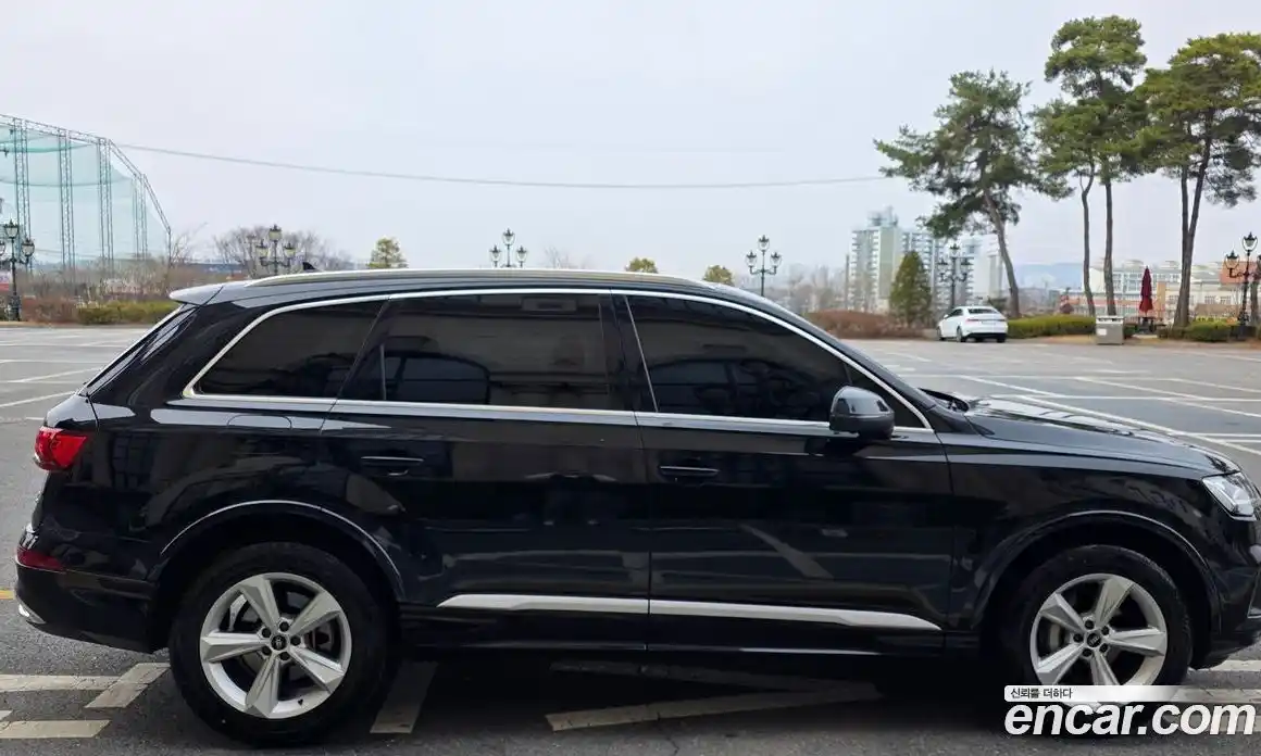 Audi Q7 2022 3.0 гидро в Москве № 312383, фото 7