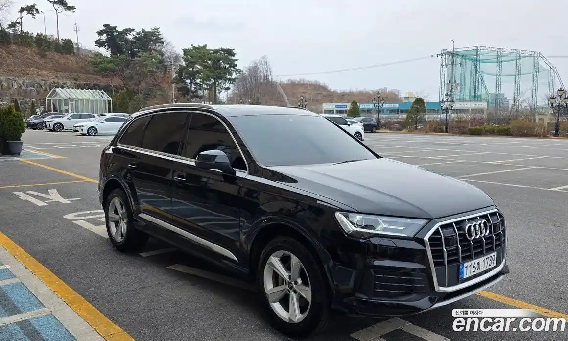 Audi Q7 2022 3.0 гидро в Москве № 312383, фото 8