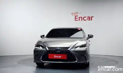 Lexus ES 2022 2.5 гидро в Москве № 329577, миниатюра 3