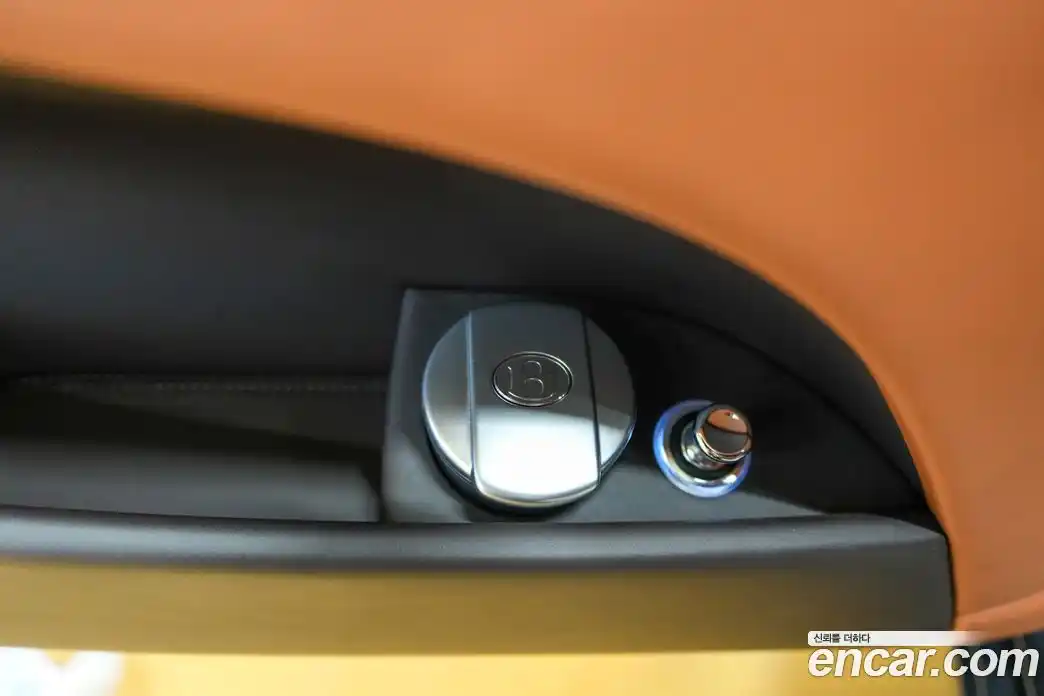 Bentley Flying Spur 2015 4.0 гидро в Москве № 387291, фото 12