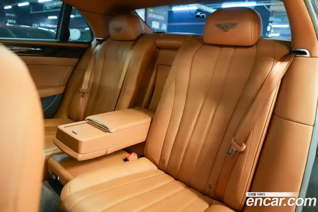 Bentley Flying Spur 2015 4.0 гидро в Москве № 387291, фото 13