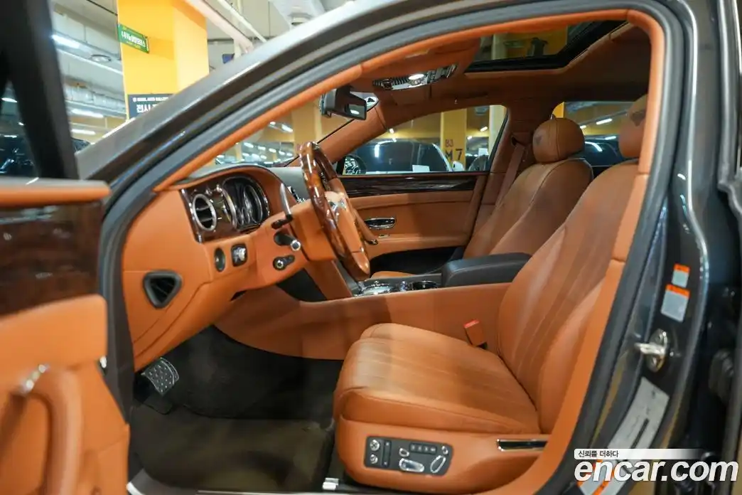 Bentley Flying Spur 2015 4.0 гидро в Москве № 387291, фото 17