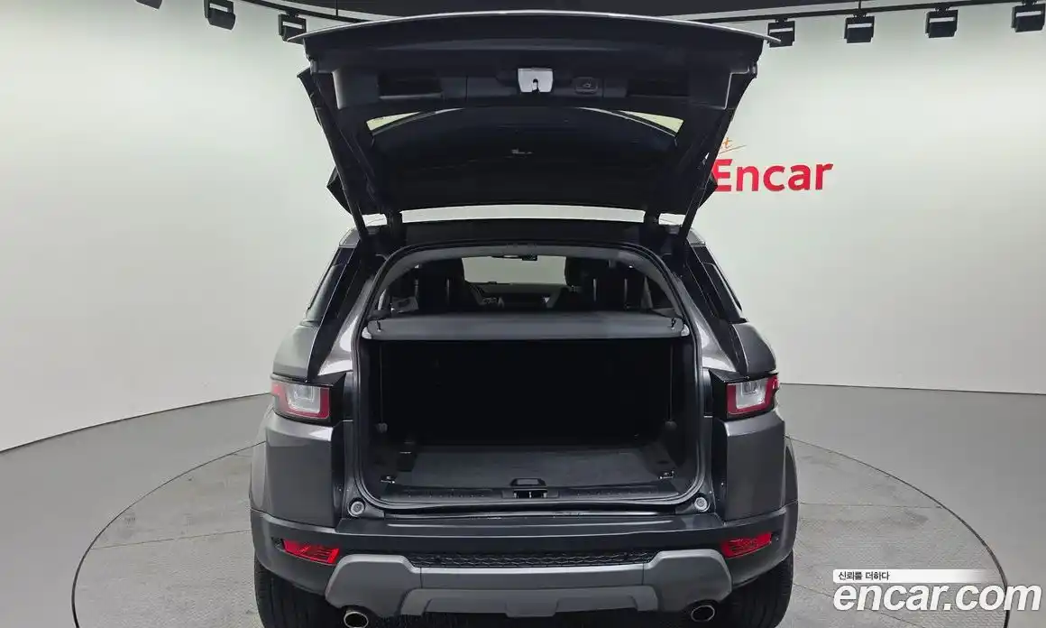 Land Rover Range-Rover Evoque 2018 2.0 гидро в Москве № 416246, фото 20