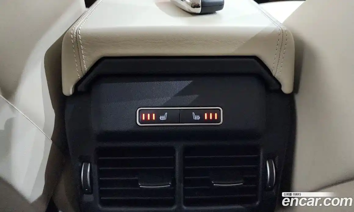 Land Rover Range-Rover Evoque 2017 2.0 гидро в Москве № 416323, фото 19