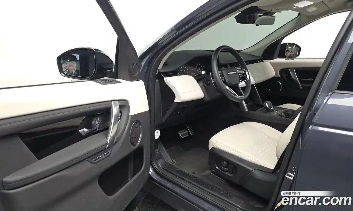 Land Rover Discovery Sport 2025 2.0 гидро в Москве № 431143, фото 10