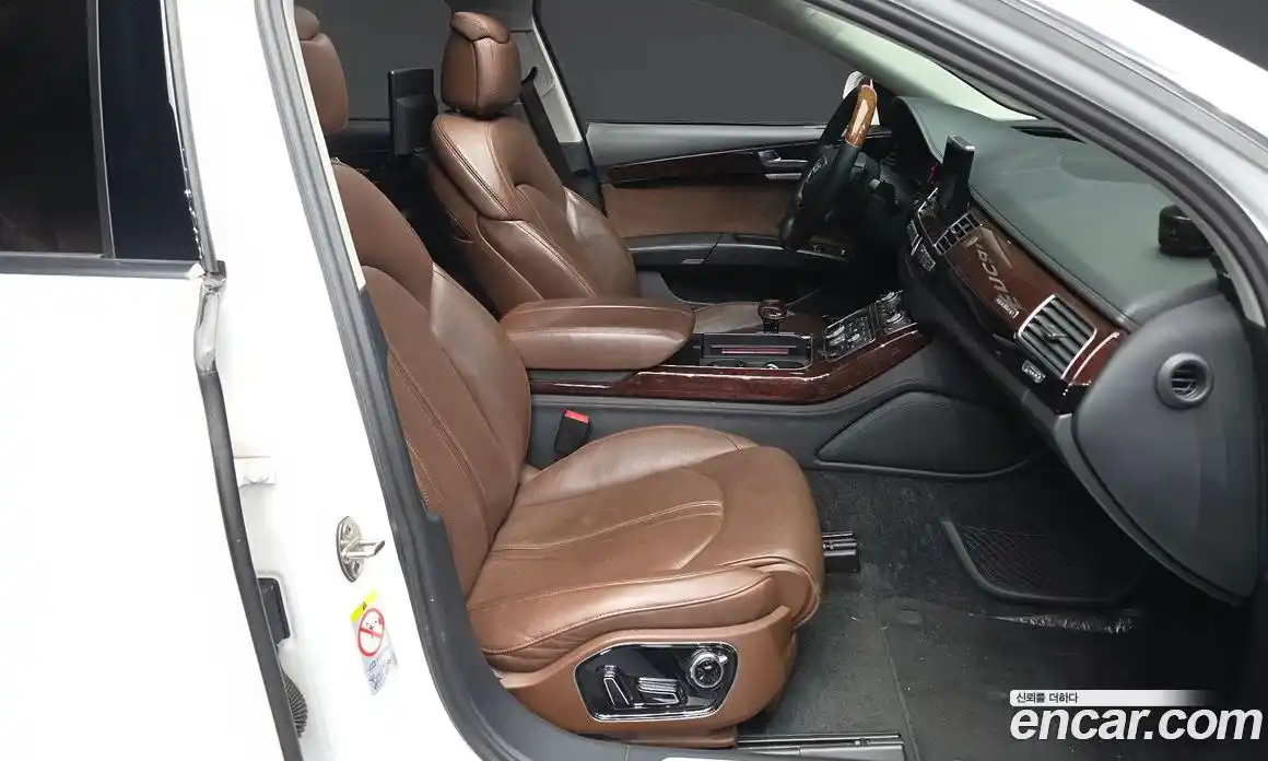 Audi A8 2012 4.2 гидро в Москве № 496943, фото 11