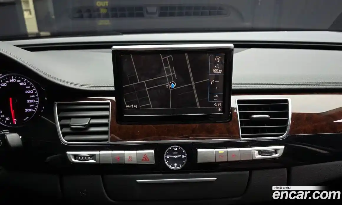 Audi A8 2012 4.2 гидро в Москве № 496943, фото 14