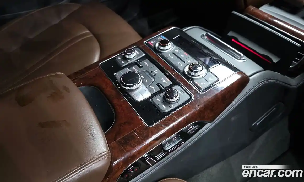 Audi A8 2012 4.2 гидро в Москве № 496943, фото 18