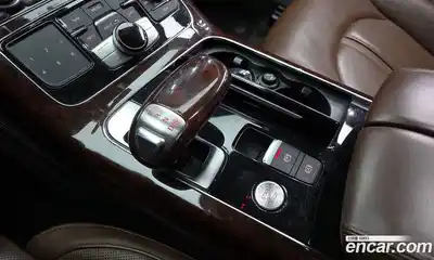 Audi A8 2012 4.2 гидро в Москве № 496943, миниатюра 9