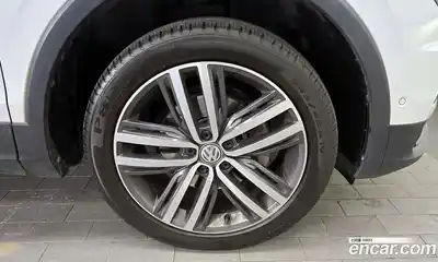 Volkswagen Tiguan 2020 2.0 гидро в Москве № 547331, миниатюра 5