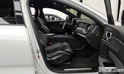 Volvo XC60 2020 2.0 гидро в Москве № 724082, миниатюра 11