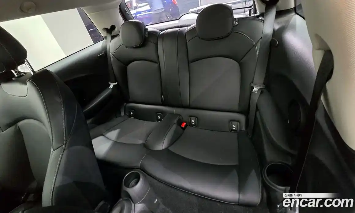 Mini Cooper 2017 1.5 гидро в Москве № 724897, фото 12