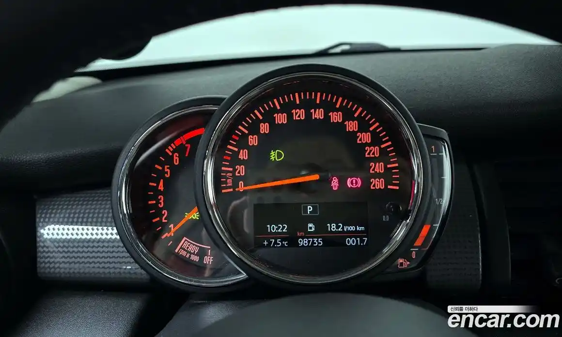 Mini Cooper 2017 1.5 гидро в Москве № 724897, фото 8
