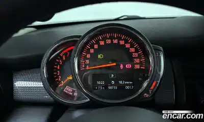 Mini Cooper 2017 1.5 гидро в Москве № 724897, миниатюра 8