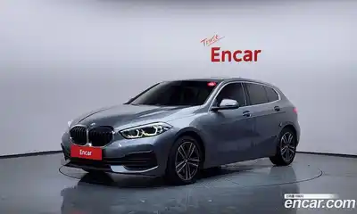 BMW 1-Series, 2022