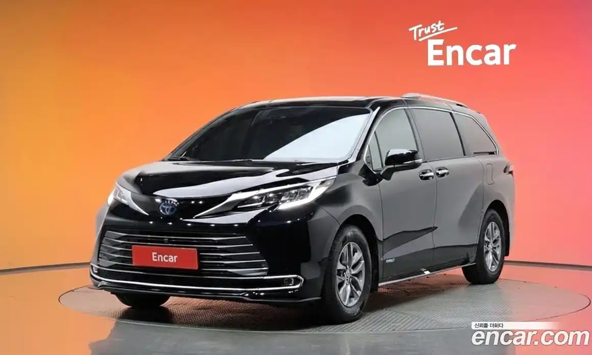 Toyota Sienna 2021 2.5 гидро в Москве № 750284, фото 20