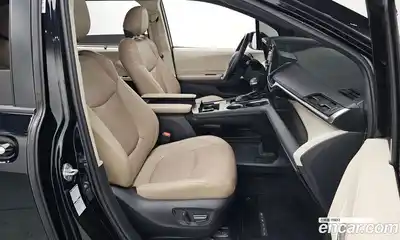 Toyota Sienna 2021 2.5 гидро в Москве № 750284, миниатюра 10