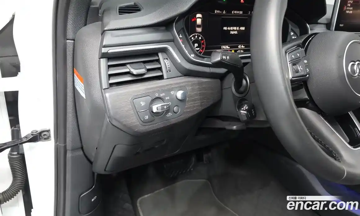 Audi A4 2019 2.0 гидро в Москве, фото 12