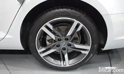 Audi A4 2019 2.0 гидро в Москве, миниатюра 4
