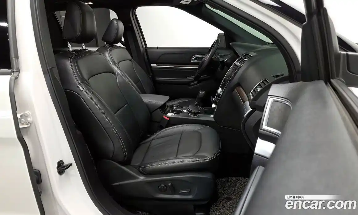 Ford Explorer 2019 2.3 гидро в Москве № 767569, фото 11