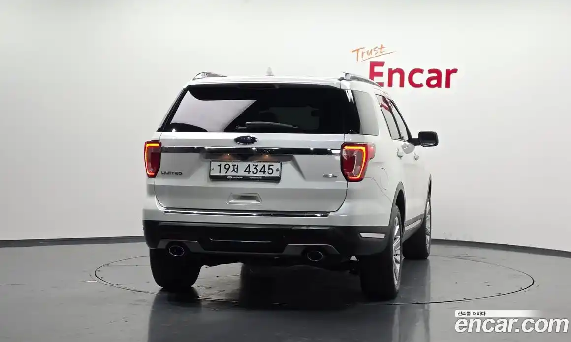Ford Explorer 2019 2.3 гидро в Москве № 767569, фото 4