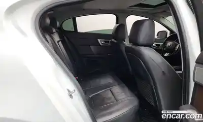 Jaguar XF 2015 2.2 гидро в Москве № 803425, миниатюра 12