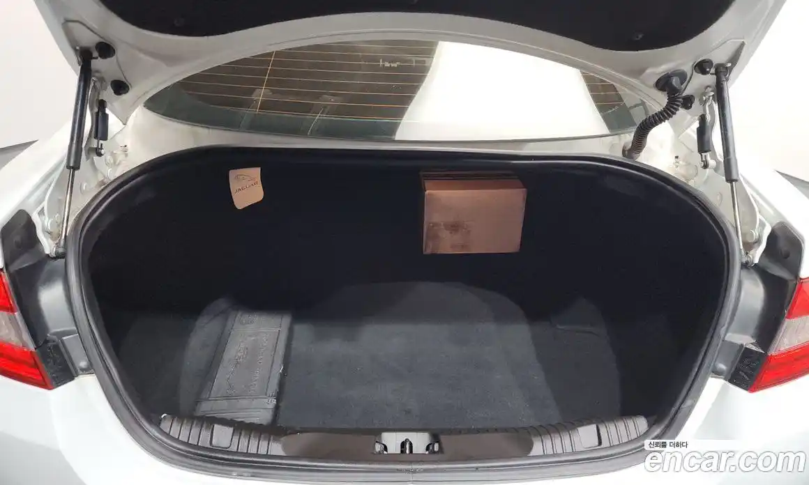 Jaguar XF 2015 2.2 гидро в Москве № 803425, фото 20