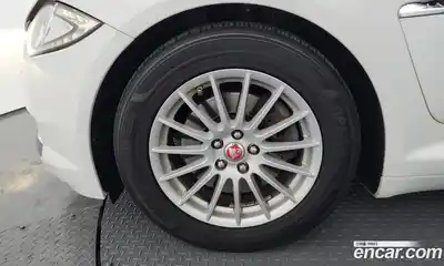Jaguar XF 2015 2.2 гидро в Москве № 803425, миниатюра 5