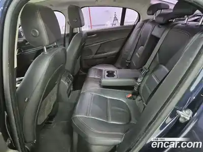 Jaguar XE 2016 2.0 гидро в Москве № 803456, миниатюра 12
