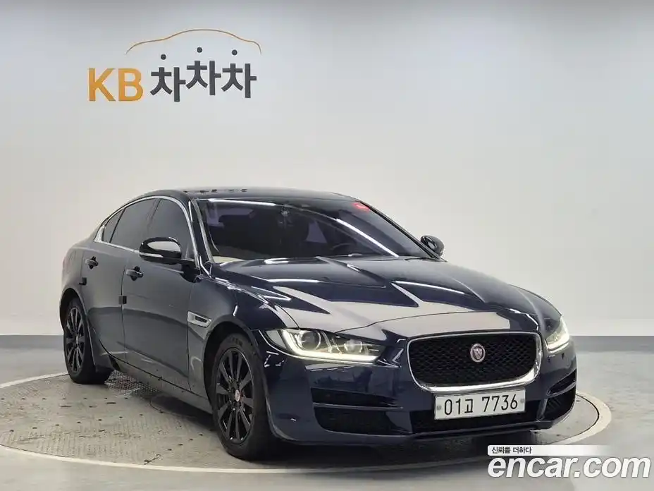Jaguar XE 2016 2.0 гидро в Москве № 803456, фото 4