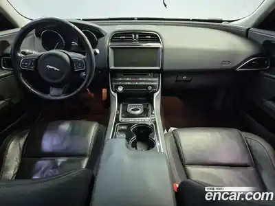 Jaguar XE 2016 2.0 гидро в Москве № 803456, миниатюра 7