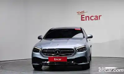 Mercedes-Benz E-Class 2021 2.0 гидро, миниатюра 2